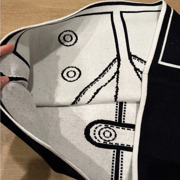 Black and White Turtleneck Sweater - Picture 6 of 6